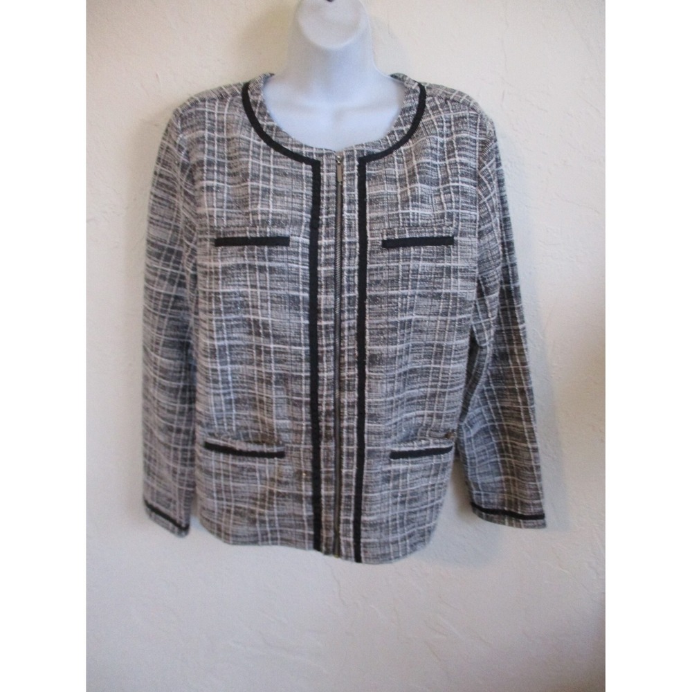 NWT Emily Daniels Blazer Size Large Petite PL Tweed Boucle Zip Front